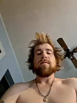 douchydan42 online show from December 2025 06:01:02 PM