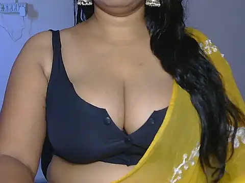 Lovely-payal online show from May 2026 03:35:02 AM