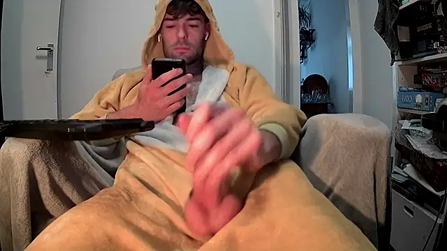 onesieboyx online show from October 2025 03:11:01 PM