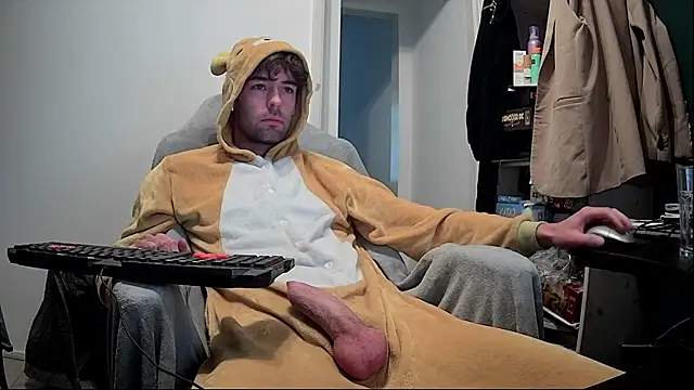 onesieboyx online show from December 2025 03:14:02 PM