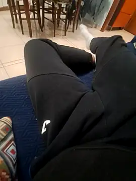 Snapshot of twooloverss chatting on December 2025 08:03:02 PM twooloverss online show from December 2025 08:03:02 PM