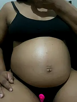 Snapshot of Mariaapimentinha chatting on October 2025 12:45:01 AM Mariaapimentinha online show from October 2025 12:45:01 AM