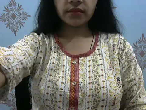 Snapshot of Misha_Sweett chatting on March 2025 04:04:01 PM Misha Sweett online show from March 2025 04:04:01 PM