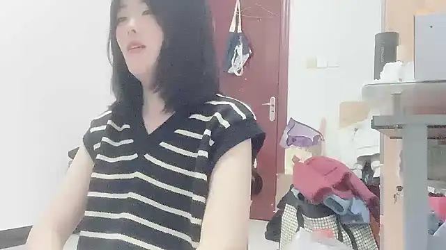 Snapshot of Koi-Serenac chatting on February 2025 11:17:02 AM Koi-Serenac online show from February 2025 11:17:02 AM