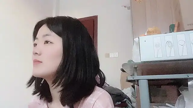 Snapshot of Koi-Serenac chatting on February 2025 09:42:01 AM Koi-Serenac online show from February 2025 09:42:01 AM