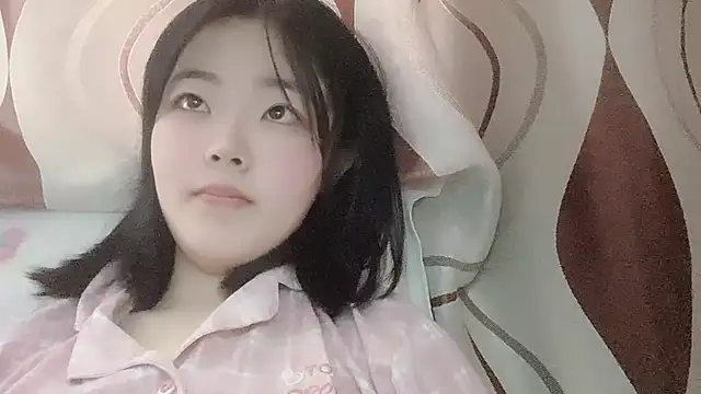 Snapshot of Koi-Serenac chatting on February 2025 12:17:01 AM Koi-Serenac online show from February 2025 12:17:01 AM