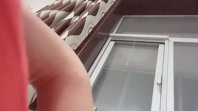 Snapshot of Koi-Serenac chatting on March 2025 12:32:02 PM Koi-Serenac online show from March 2025 12:32:02 PM