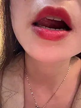 SSSniang- online show from October 2025 01:34:01 PM