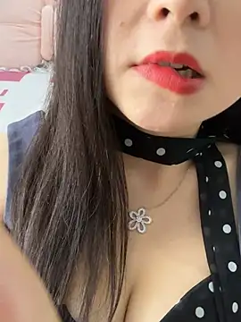 SSSniang- online show from May 2026 05:33:01 AM