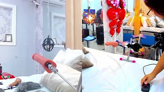 KonyBell online show from March 2025 12:43:02 PM