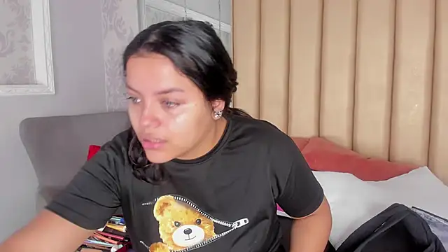 KonyBell online show from November 2025 01:04:02 PM