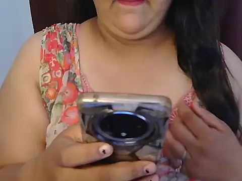 Snapshot of Jenny_lovee chatting on April 2026 12:01:01 PM Jenny lovee online show from April 2026 12:01:01 PM
