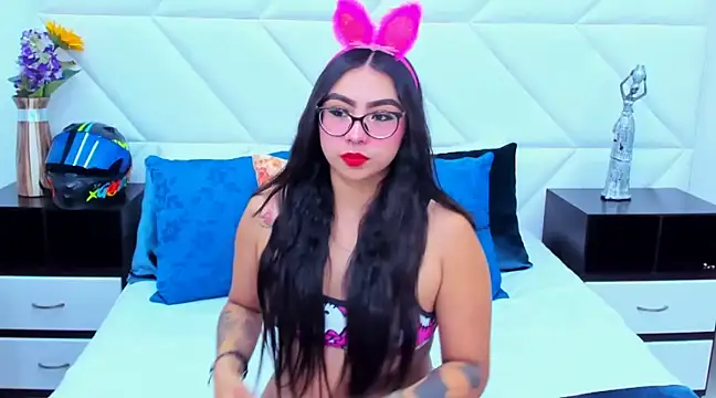 Snapshot of SofyFitzgerald chatting on January 2025 02:41:01 PM SofyFitzgerald online show from January 2025 02:41:01 PM