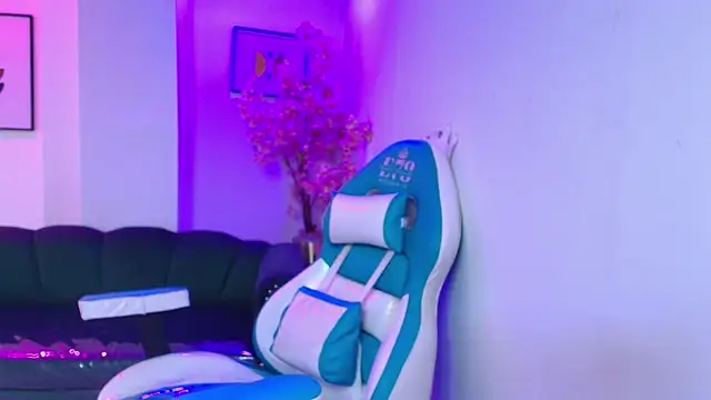 Arianna sweeet online show from April 2026 04:14:01 AM