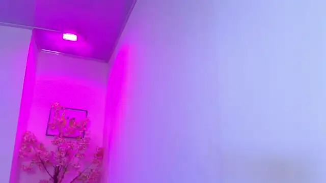 Arianna sweeet online show from March 2026 03:46:02 PM