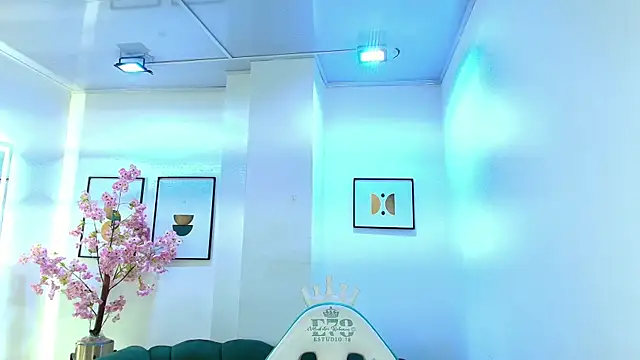 Arianna sweeet online show from November 2025 03:29:01 AM