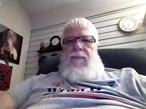 Snapshot of Futura_intx chatting on January 2026 12:36:02 AM Futura intx online show from January 2026 12:36:02 AM