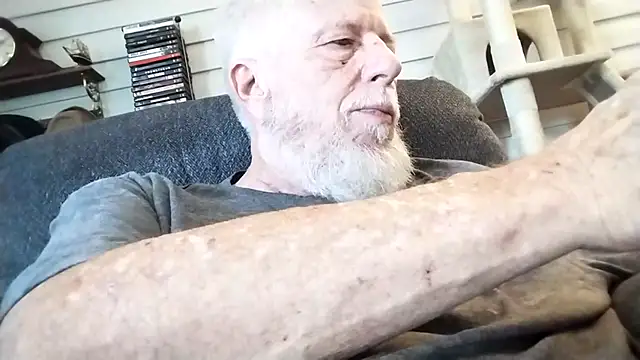 Snapshot of Futura_intx chatting on February 2026 07:11:02 PM Futura intx online show from February 2026 07:11:02 PM