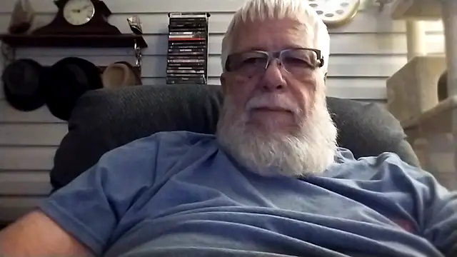 Snapshot of Futura_intx chatting on December 2025 03:10:02 AM Futura intx online show from December 2025 03:10:02 AM