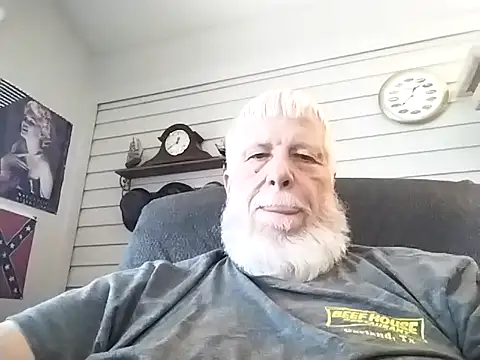 Snapshot of Futura_intx chatting on February 2026 06:40:02 PM Futura intx online show from February 2026 06:40:02 PM