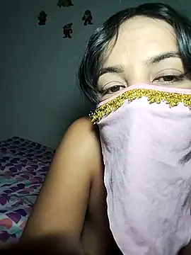 lucianamorales online show from March 2025 03:23:02 AM