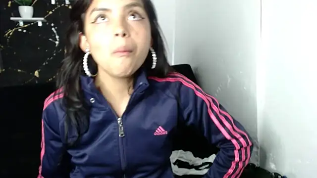 Licky Han online show from January 2025 01:56:01 AM