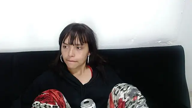 Licky Han online show from January 2025 10:54:01 PM