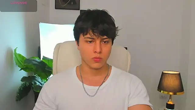 Thom Ohtani online show from February 2025 11:41:02 PM