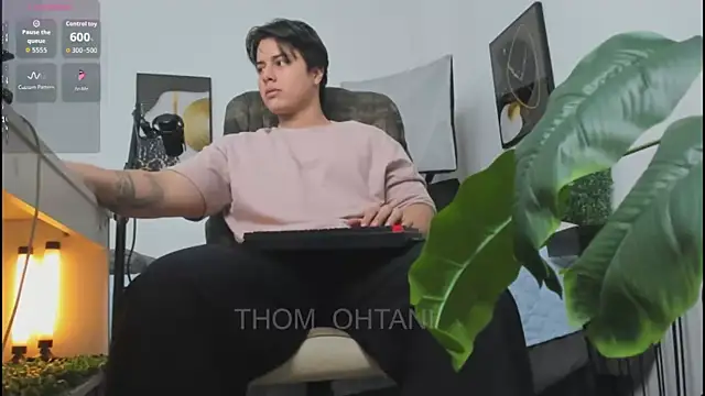 Thom Ohtani online show from May 2026 09:51:01 PM