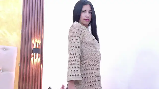 amabel zambrano online show from June 2026 12:05:02 PM