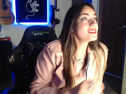 Snapshot of Ginny_gazanisex chatting on January 2025 06:31:01 PM Ginny gazanisex online show from January 2025 06:31:01 PM