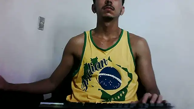 MagrinhoSaradoo online show from July 2026 03:57:01 AM