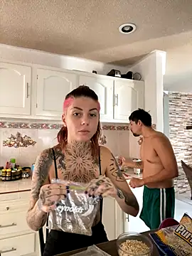 Izy cute  online show from November 2025 05:27:02 PM