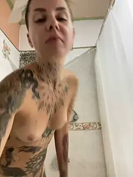 Izy cute  online show from March 2026 02:07:01 AM