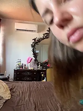 Snapshot of Izy_cute_ chatting on September 2025 07:35:02 PM Izy cute online show from September 2025 07:35:02 PM