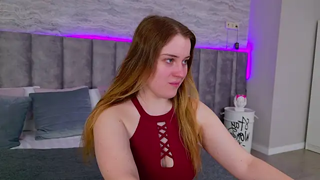 Snapshot of EllieGarson chatting on March 2025 09:16:01 PM EllieGarson online show from March 2025 09:16:01 PM