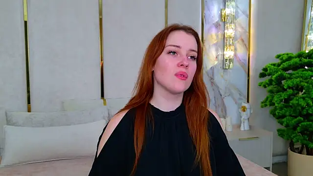 EllieGarson online show from November 2025 05:01:02 PM