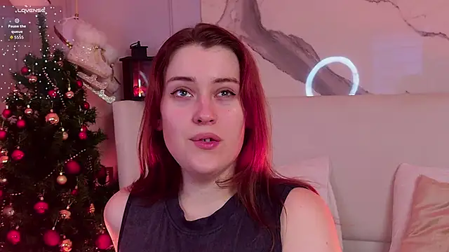 EllieGarson online show from December 2025 04:39:02 PM