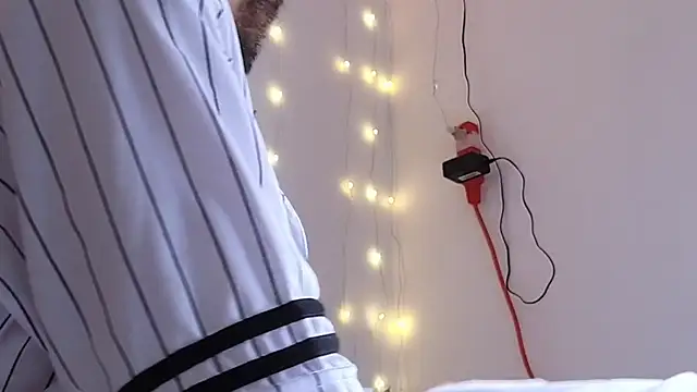 Snapshot of Dante_Bones chatting on March 2025 10:39:02 PM Dante Bones online show from March 2025 10:39:02 PM