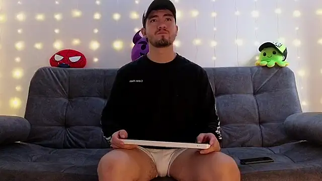 Snapshot of Dante_Bones chatting on March 2025 02:19:02 PM Dante Bones online show from March 2025 02:19:02 PM