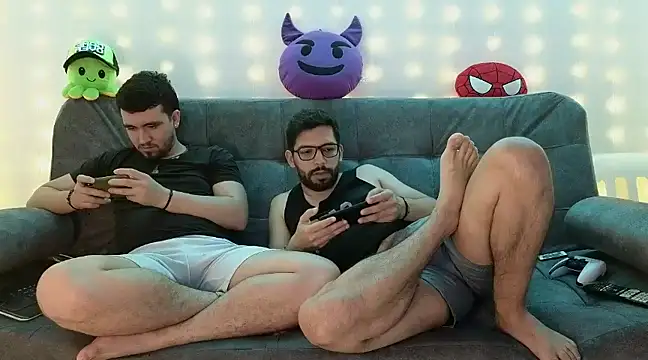 Snapshot of Dante_Bones chatting on January 2025 03:33:01 AM Dante Bones online show from January 2025 03:33:01 AM