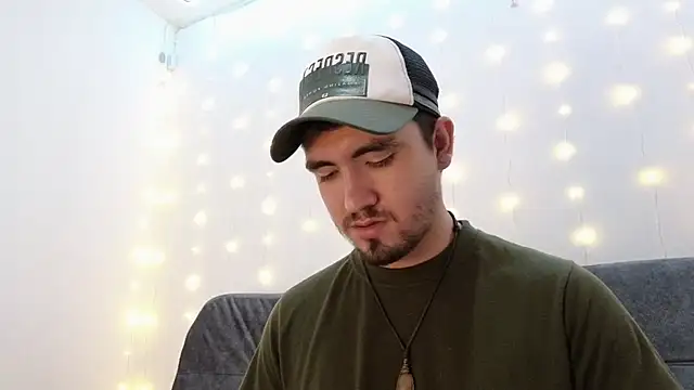 Snapshot of Dante_Bones chatting on March 2025 05:23:01 PM Dante Bones online show from March 2025 05:23:01 PM