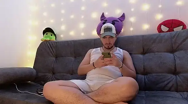 Snapshot of Dante_Bones chatting on January 2025 02:48:01 AM Dante Bones online show from January 2025 02:48:01 AM