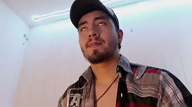 Snapshot of Dante_Bones chatting on March 2025 04:35:02 PM Dante Bones online show from March 2025 04:35:02 PM