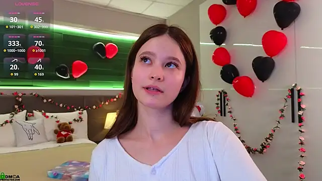 Rina Red online show from February 2026 01:39:01 AM