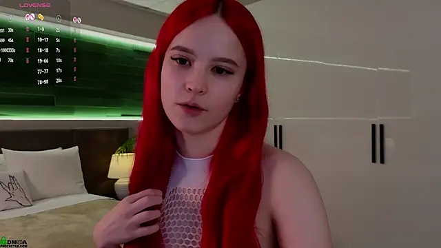 Rina Red online show from November 2025 01:42:01 AM