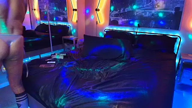 FoxxMiky7447 online show from April 2026 05:36:02 AM