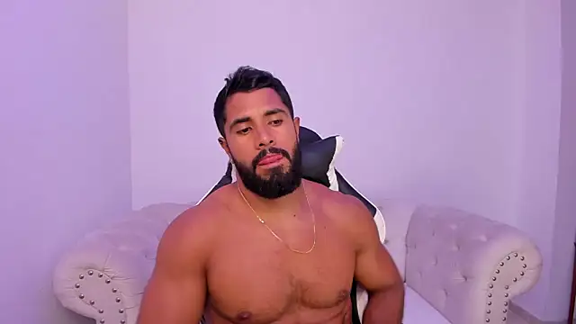 Santiago huntt online show from December 2025 02:16:01 AM