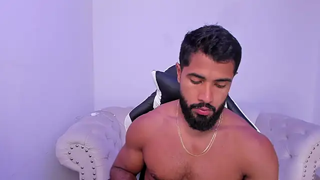 Santiago huntt online show from November 2025 12:42:02 PM