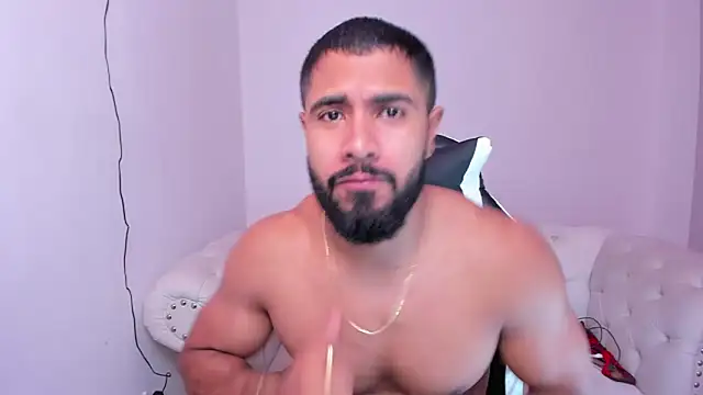 Santiago huntt online show from February 2025 12:38:01 PM